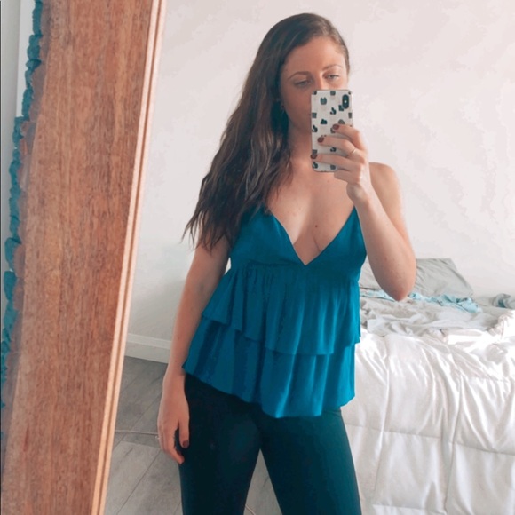 Guess Tops - Flowy Guess Isla Ruffle Cami Top